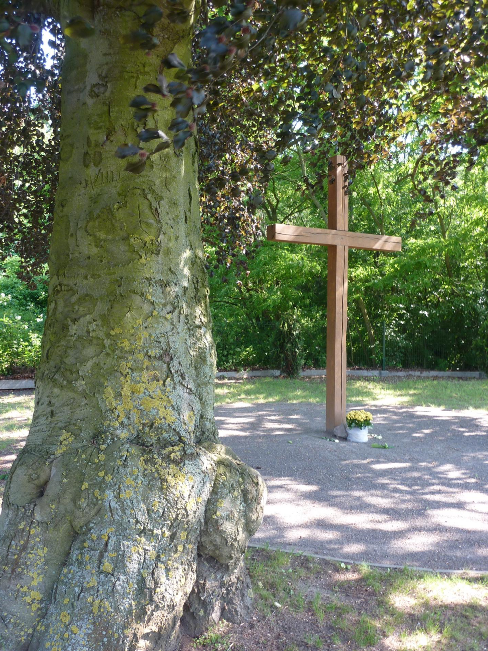 Cross in Jabloniowa Street Park